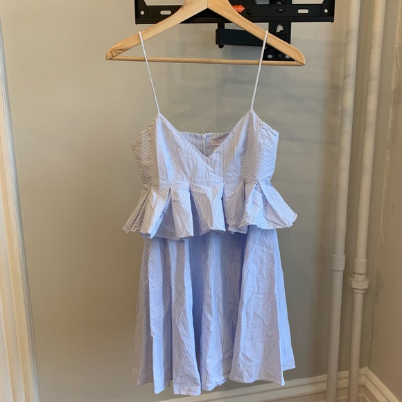 Zara mini dress - Picture 2 of 4